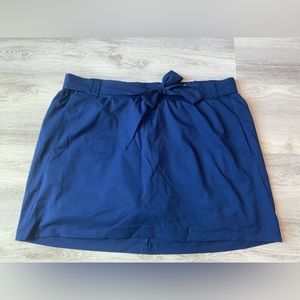 Women’s St. John’s Bay Navy Blue Athleisure Skort